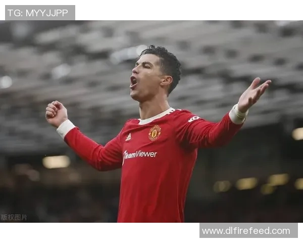 希腊与沙尔克激战正酣比分揭晓引发球迷热议