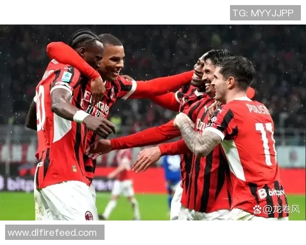意甲焦点战AC米兰迎战费拉拉力争主场胜利再攀高峰