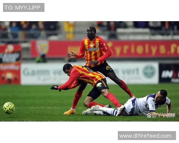 朗斯主场迎战布洛涅期待精彩对决双方球员状态火热争夺宝贵积分 朗斯主场迎战布洛涅期待精彩对决双方球员状态火热争夺宝贵积分