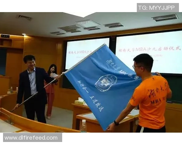 对话刘芳：回顾王者荣耀职业生涯的成长与挑战MBA