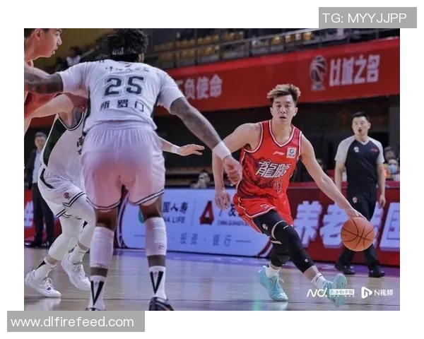 郭艾伦领衔中国男篮新征程展现拼搏精神与团队合作的力量 郭艾伦领衔中国男篮新征程展现拼搏精神与团队合作的力量